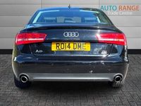 Usado Audi A6 Comfort 190 HP (139 kW) 2014 Preto Sedan