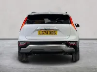 Used Kia Niro 2024 White SUV