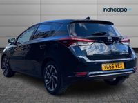 used Toyota Auris Hybrid 