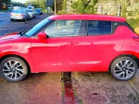Usado Suzuki Swift SZ-L 83 CV (61 kW) 2023 Rojo Utilitario