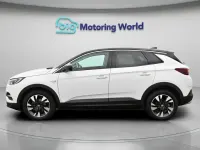 Second-hand Vauxhall Grandland X SRi 130 CP (95 kW) 2019 Alb SUV