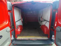 Usado Vauxhall Vivaro 90 HP (66 kW) 2013 Vermelho Monovolume