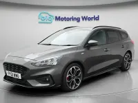 Begagnad Ford Focus ST-Line X 120 HK (88 kW) 2021 Grå Kombi
