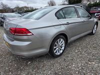 Used VW Passat SE 120 HP (88 kW) 2015 Silver Sedan