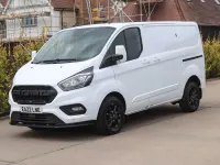 Used Ford Transit Custom Limited 130 HP (95 kW) 2022 White Van