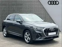 Używany Audi Q3 S-Line 150 KM (110 kW) 2022 Szary SUV