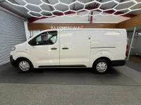 Used Vauxhall Vivaro S 100 HP (73 kW) 2022 White MPV