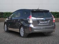 Usado Toyota Prius+ 136 HP (100 kW) 2019 Cinzento Monovolume