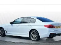 Gebraucht BMW 520 M Sport 190 PS (139 kW) 2020 Weiß Limousine