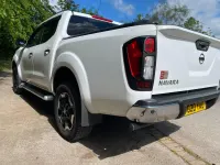 Begagnad Nissan Navara Tekna 2020 Vit Pickup