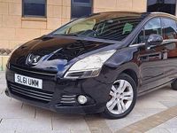 Usado Peugeot 5008 112 HP (82 kW) 2011 Preto Monovolume