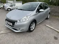 Used Peugeot 208 Active 70 HP (51 kW) 2013 Silver Hatchback