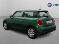 Usado Mini ONE Classic 102 CV (75 kW) 2022 Verde Utilitario