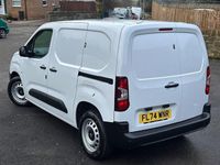 Used Vauxhall Combo S 100 HP (73 kW) 2025 White Van