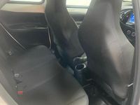 Used Toyota Aygo X PURE 72 HP (52 kW) 2024 White SUV