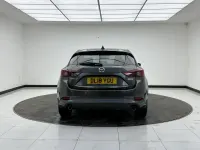 Używany Mazda 3 121 KM (88 kW) 2018 Szary Hatchback