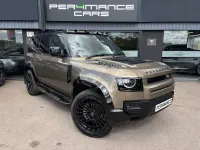 Usado Land Rover Defender HSE Dynamic 300 CV (220 kW) 2021 Marrón SUV