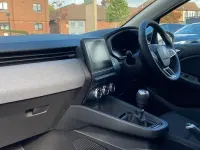 Used Renault Clio Evolution 90 HP (66 kW) 2024 Black Hatchback