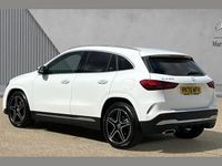 Usado Mercedes GLA200 Executive 161 HP (118 kW) 2025 Branco SUV