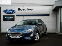 Używany Ford Focus Titanium 125 KM (91 kW) 2020 Niebieski Hatchback