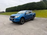 Used Mitsubishi L200 181 HP (133 kW) 2016 Blue Pickup