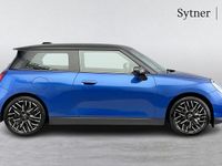 Used Mini Cooper Hatch 133 kW (181 HP) 2024 Blue Hatchback