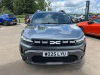 Used Dacia Duster Extreme 143 HP (105 kW) 2025 Grey SUV