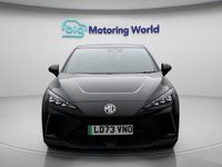 Begagnad MG MG4 EV Trophy 319 kW (435 HK) 2023 Svart Halvkombi