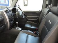 Used Suzuki Jimny SZ4 85 HP (62 kW) 2012 White SUV