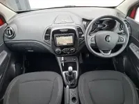 Used Renault Captur Iconic 90 HP (66 kW) 2019 Red SUV
