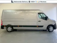 Used Renault Master Business 135 HP (99 kW) 2023 Grey MPV