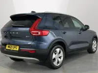 Used Volvo XC40 Momentum 2021 Blue SUV