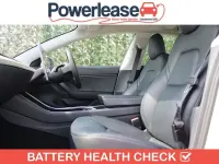 Używany Tesla Model 3 Standard Range Plus 177 kW (241 KM) 2020 Biały Sedan/Limuzyna