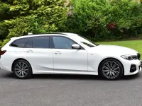 Begagnad BMW 320 M Sport 190 HK (139 kW) 2020 Vit Kombi