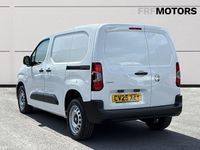 New Vauxhall Combo S 101 HP (74 kW) 2025 White MPV