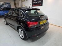 Used Audi A1 Sportback Sport 95 HP (69 kW) 2016 Black Hatchback