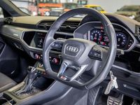 Begagnad Audi Q3 S-Line 190 HK (139 kW) 2020 Grå SUV