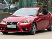 Used Lexus IS300h Executive Line 223 HP (164 kW) 2016 Red Sedan