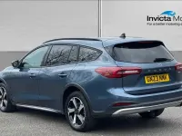 Used Ford Focus Active 155 HP (114 kW) 2023 Blue Estate