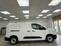 Used Vauxhall Combo 100 HP (73 kW) 2021 White MPV