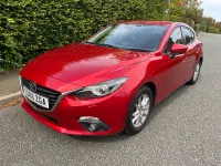 Used Mazda 3 118 HP (86 kW) 2015 Red Hatchback