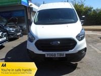 Begagnad Ford Transit Custom 105 HK (77 kW) 2019 Vit Van