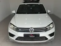 Usado VW Touareg R-line 262 HP (192 kW) 2017 Branco SUV
