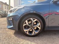 Used Kia Ceed 2019 Blue Hatchback