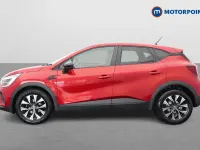 Used Renault Captur Evolution 91 HP (66 kW) 2023 Red SUV
