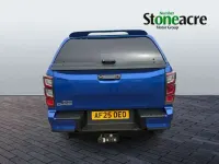 Used Isuzu D-Max 161 HP (118 kW) 2025 Blue Pickup