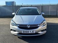Used Vauxhall Astra Design Edition 110 HP (80 kW) 2018 Silver Hatchback