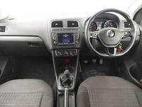Used VW Polo Edition 60 HP (44 kW) 2017 White Hatchback