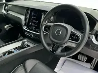 Used Volvo V60 R-Design 163 HP (119 kW) 2021 Grey Estate