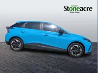 Used MG MG4 EV SE 150 kW (204 HP) 2023 Blue Hatchback